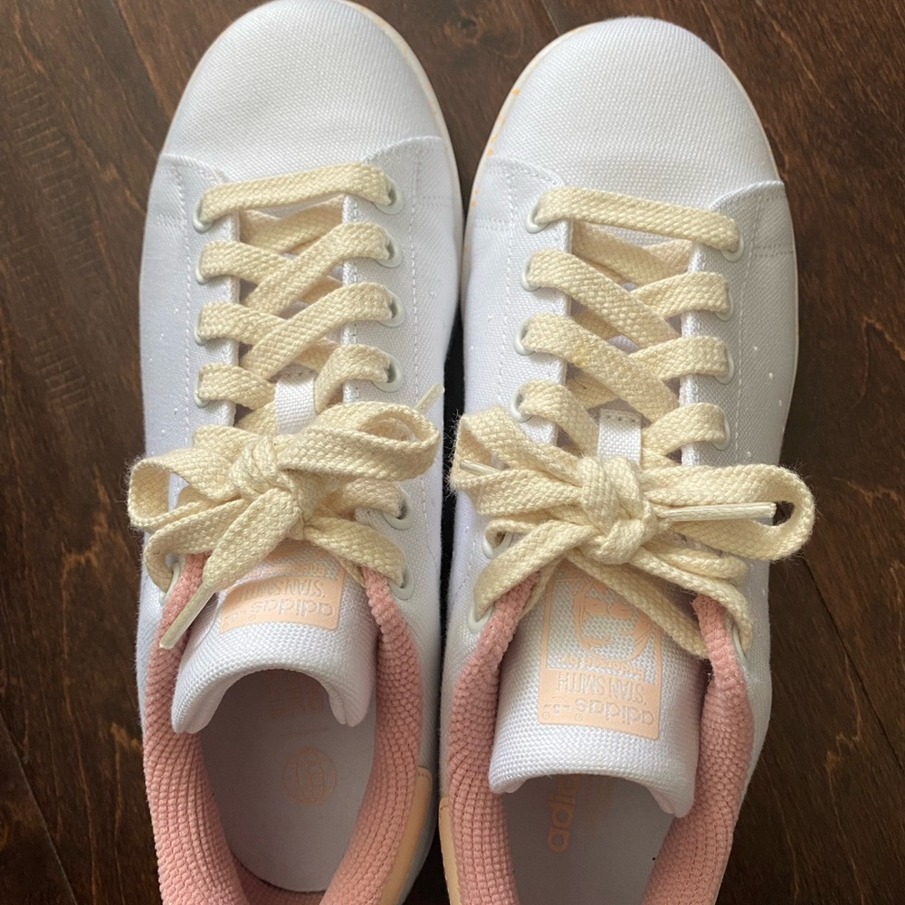 Beautiful Stan Smith sneakers! - Picture 8 of 10